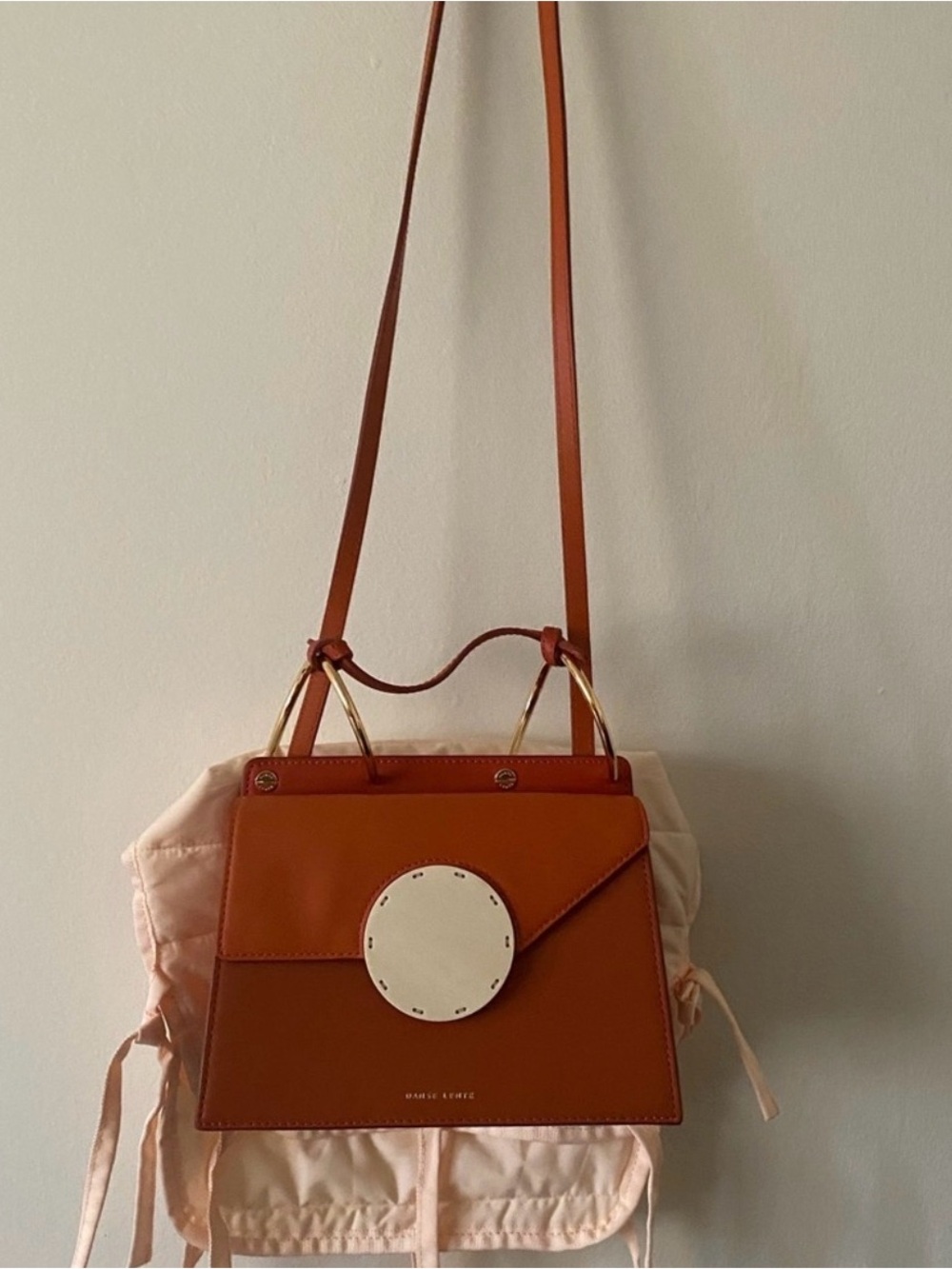 Danse Lente Phoebe leather crossbody bag - Picture 2 of 9